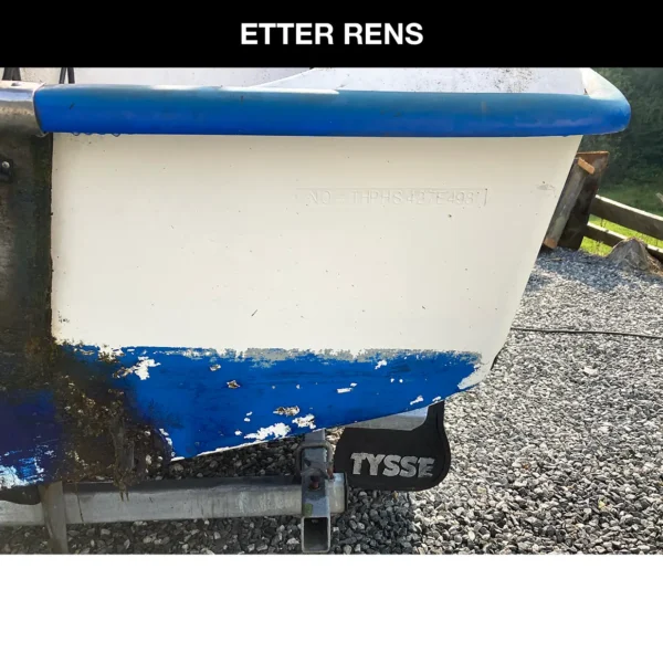 Fjern groe og organismer fra bunnstoff, innside og propell på båt