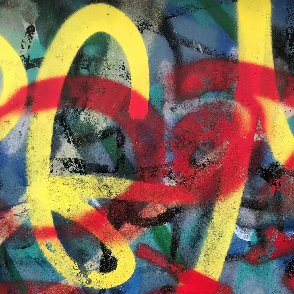 Fjerne grafitti og sørge for at grafitti ikke fester seg.