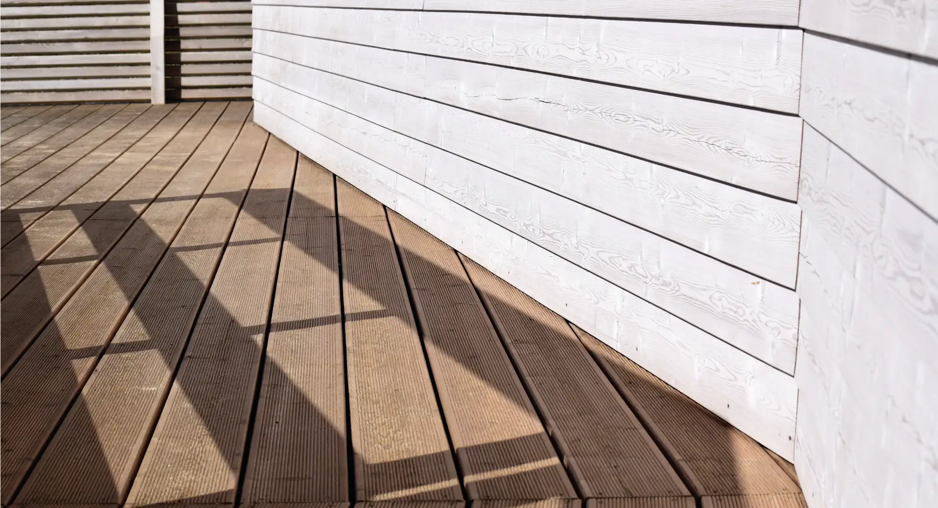 Rengjøring, rens og impregnering av alle typer treverk