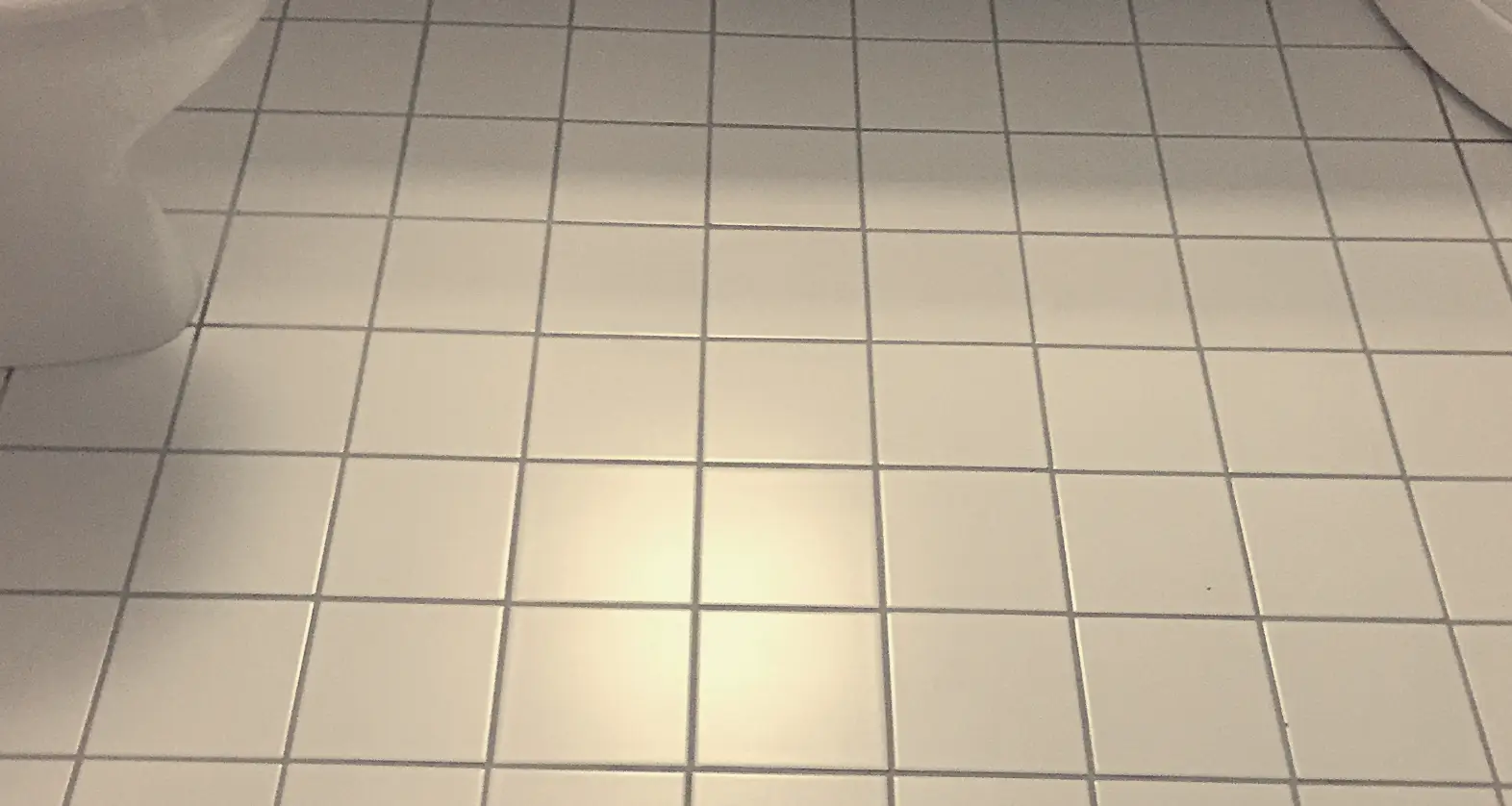 Rengjøring, rens og impregnering av innvendig fliser, benkeplater, marmor, finere stein og lignende